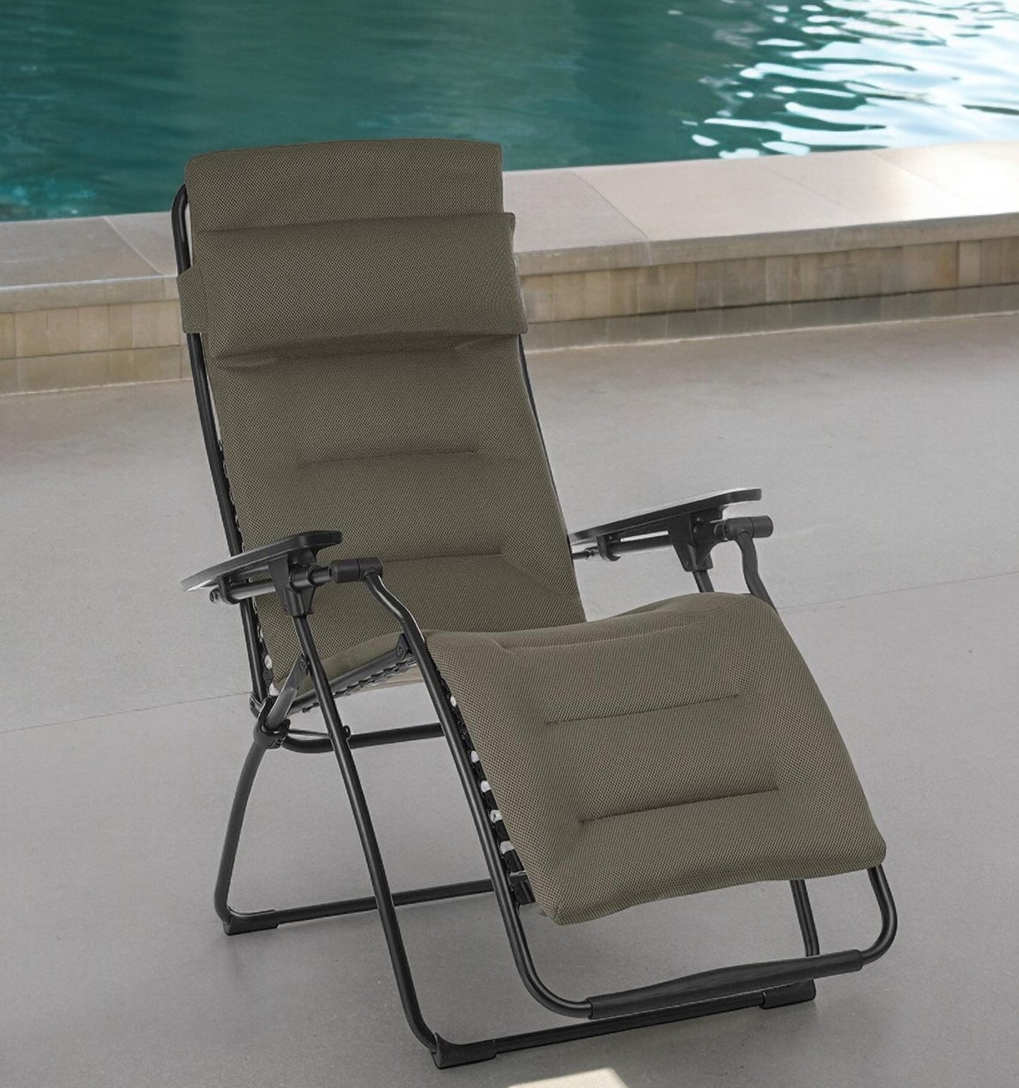 30" Black Steel Outdoor Zero Gravity Chair with Black Cushion