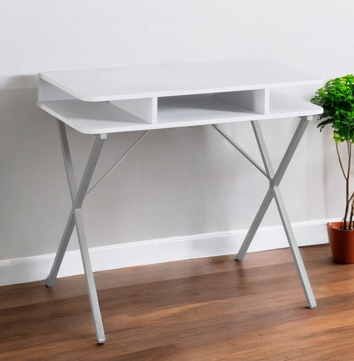 20" White and Silver Computer Desk