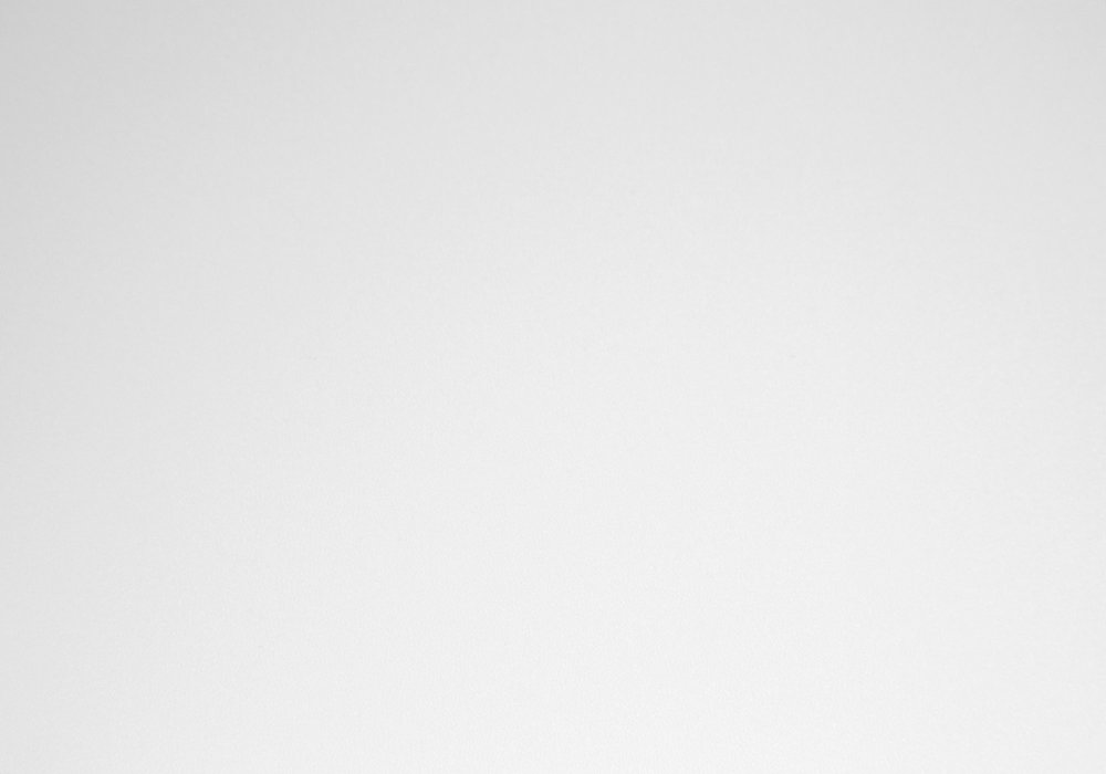 20" White and Silver Computer Desk