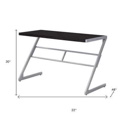 22" White and Silver Computer Desk