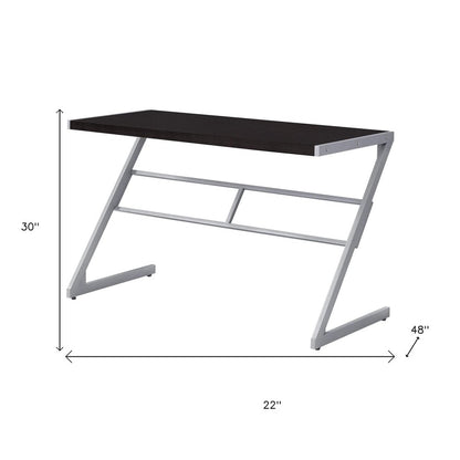 22" White and Silver Computer Desk