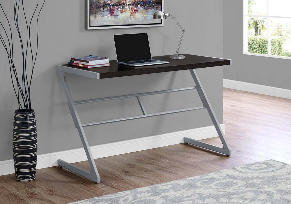 22" White and Silver Computer Desk