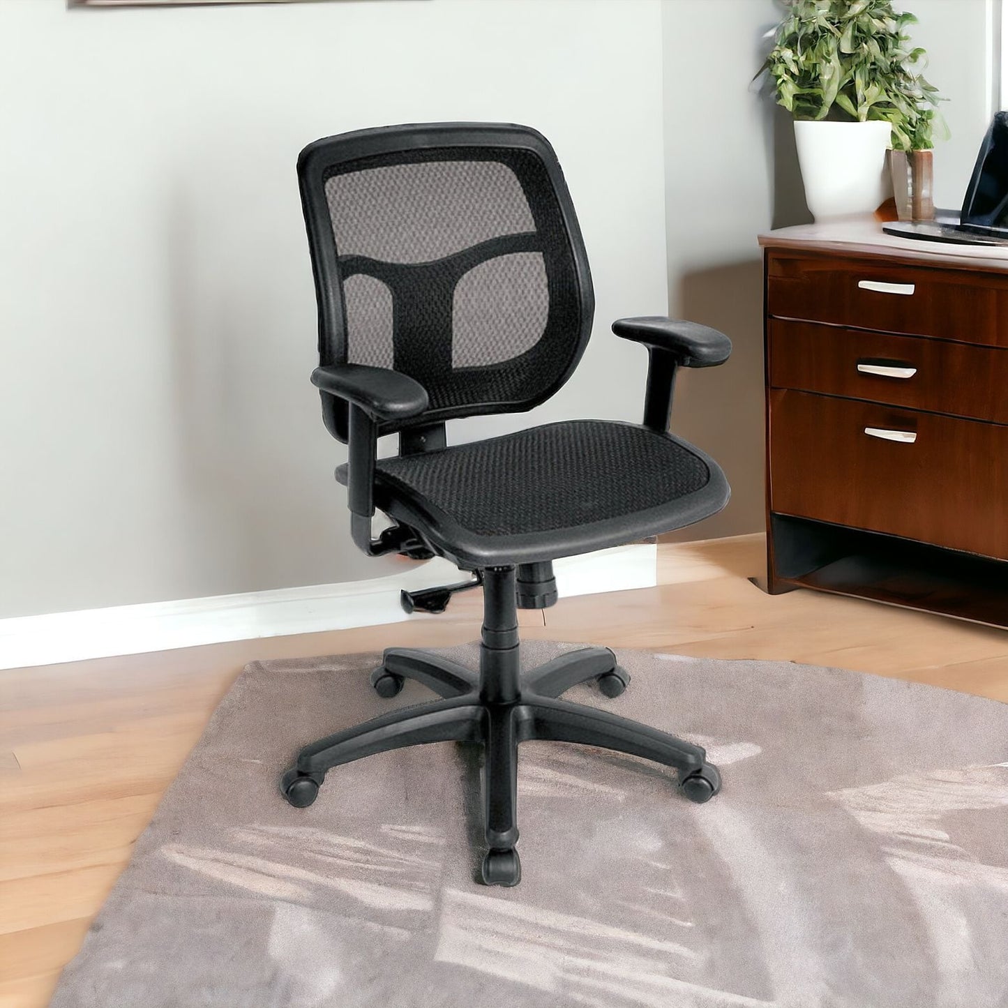 Black Adjustable Swivel Mesh Rolling Office Chair