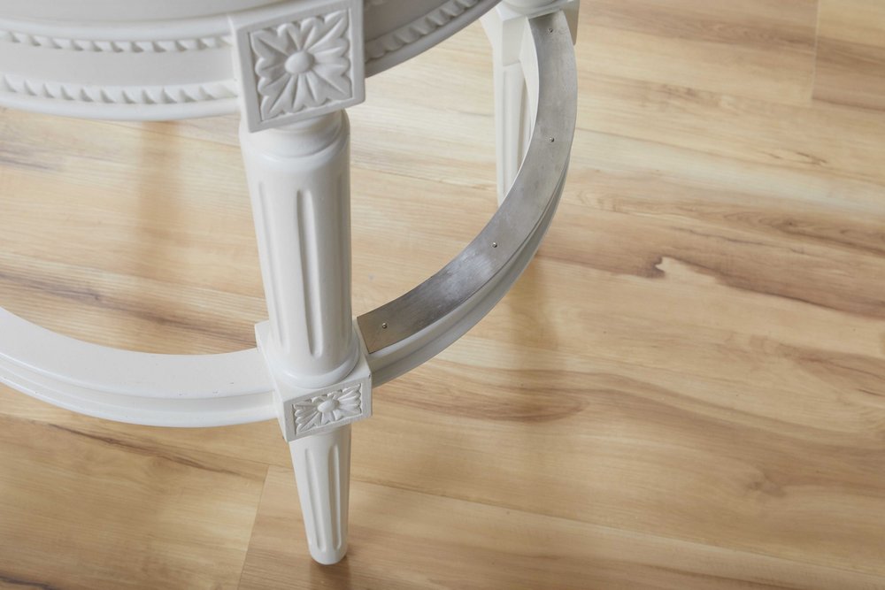 31" Light Gray And White Linen And Solid Wood Swivel Bar Chair