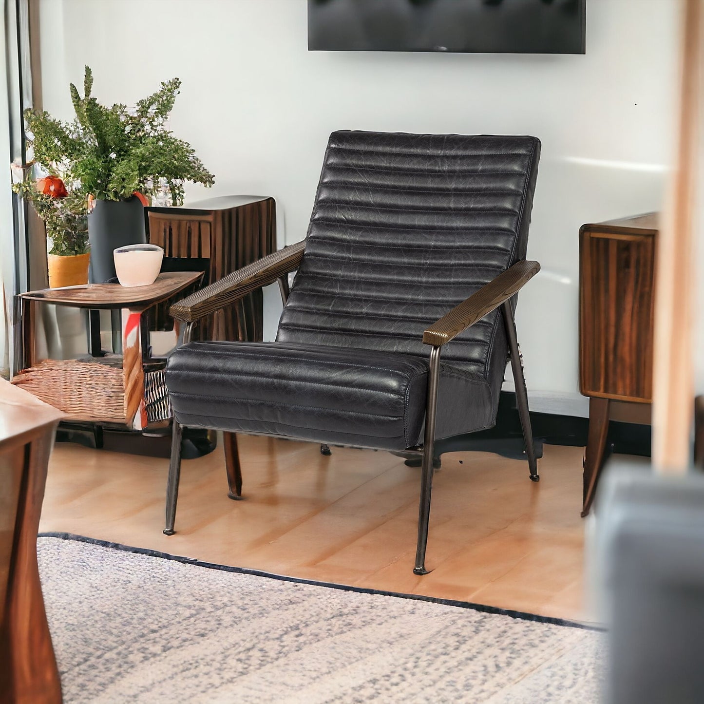 37" Black And Brown Faux Leather Lounge Chair