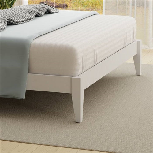 Traditional Solid Oak Wooden Platform Bed Frame with Headboard in White