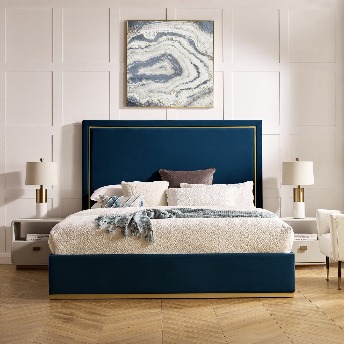 Addalyn Velvet Platform Bed