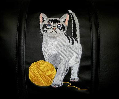 Curve Task Chair with Kitten with Yarn Logo Panel
